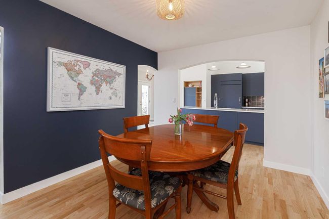 127 Stratton Pk Sw, House other with 4 bedrooms, 3 bathrooms and 4 parking in Calgary AB | Image 11