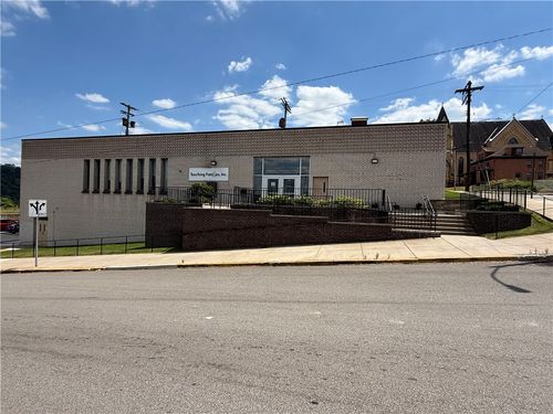 35 Grant Ave, Duquesne, PA, 15110-1057 | Card Image