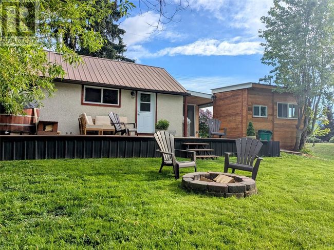4152 51 St, House other with 2 bedrooms, 2 bathrooms and 10 parking in Canyon BC | Image 31
