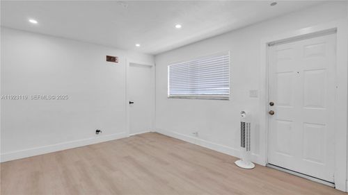 2-32 Sw 9th St, Hallandale Beach, FL, 33009-7024 | Card Image