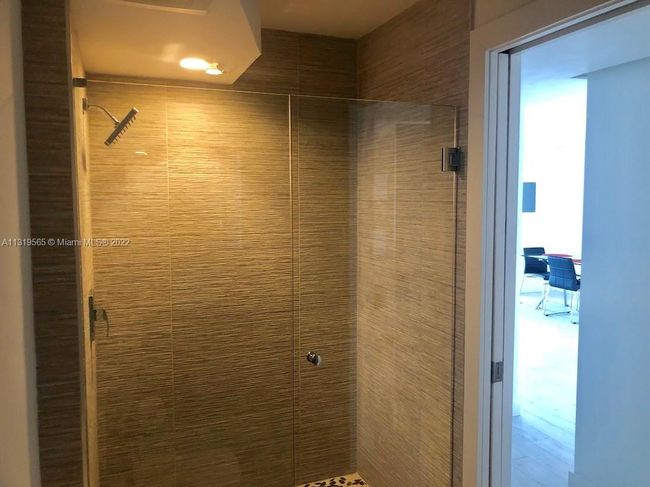 APT-1501 - 18071 Biscayne Blvd, Condo with 2 bedrooms, 2 bathrooms and null parking in Aventura FL | Image 10
