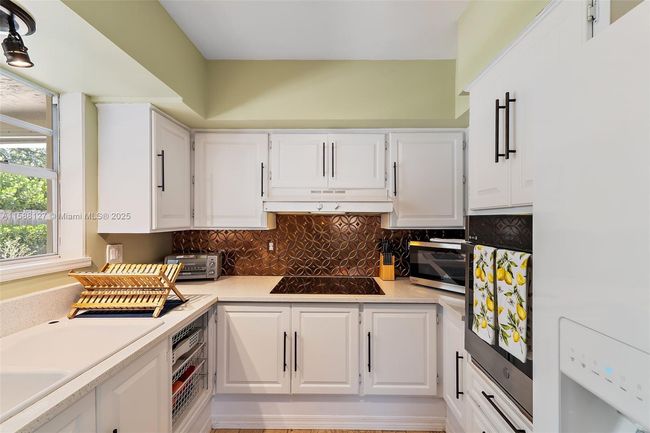 0 - 367 W Riverside Dr, House other with 3 bedrooms, 2 bathrooms and null parking in Tequesta FL | Image 35