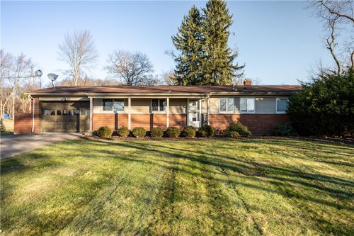 4012 Circle Dr, Bakerstown, PA, 15007-1000 | Card Image