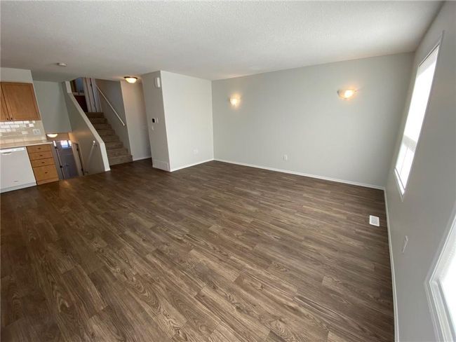 4912 54 Avenue, Home with 3 bedrooms, 2 bathrooms and 2 parking in Olds AB | Image 8