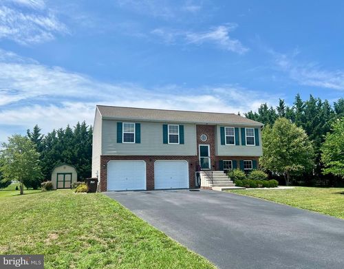 15265 Cobble Dr, GREENCASTLE, PA, 17225-8666 | Card Image