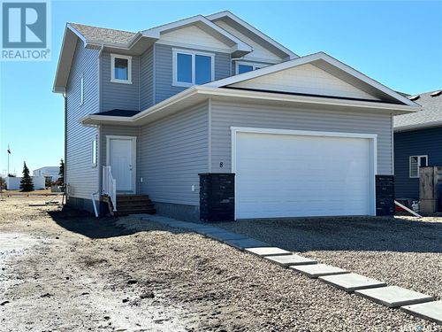 8 Aspen Pl, Humboldt, SK, S0K | Card Image