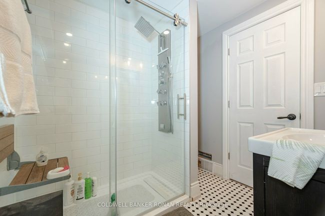 2209 10 Sideroad, House other with 4 bedrooms, 5 bathrooms and 5 parking in Tottenham ON | Image 38