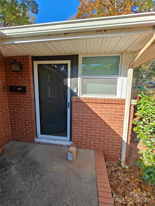 3103 Minnesota Rd, Charlotte, NC, 28208-3836 | Card Image