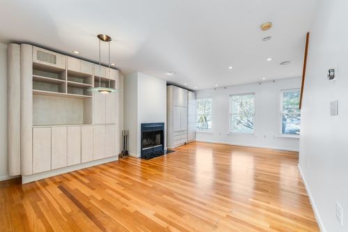 2-100 Anderer Ln, Boston, MA, 02132 | Card Image