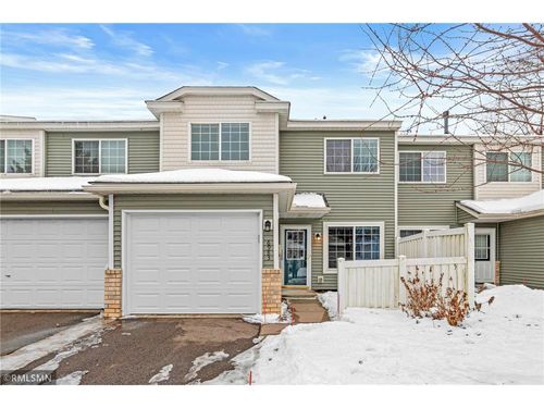 6983 21st Street, Oakdale, MN, 55128 | Card Image