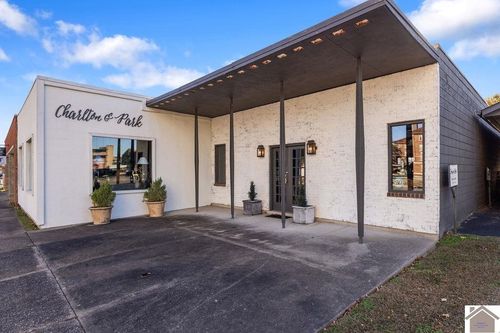 2200 Broadway Street, Paducah, KY, 42001 | Card Image