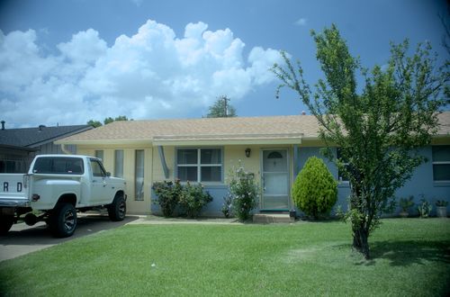 531 Ridgecrest Dr, Lewisville, TX, 75067-4524 | Card Image