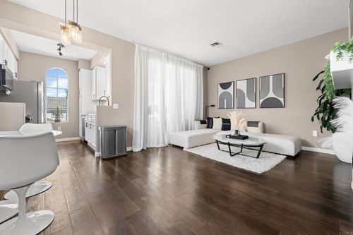 unit-106-8670 New Salem St, San Diego, CA, 92126-7470 | Card Image