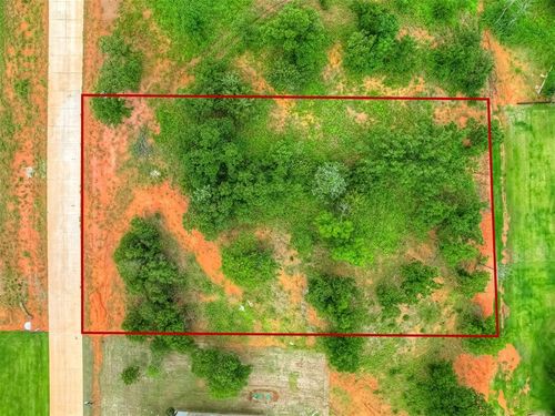 3000 Deer Run Trail, Guthrie, OK, 73044 | Card Image