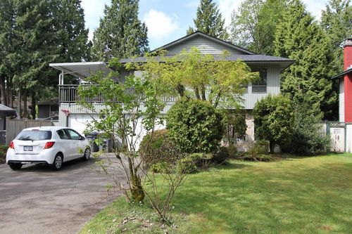 9931 149 St, Surrey, BC, V3R7N2 | Card Image