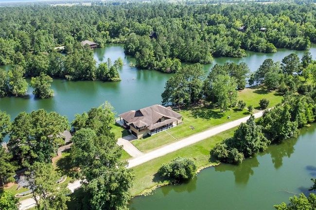 18 Smith Loop N, House other with 4 bedrooms, 5 bathrooms and 2 parking in Cleveland TX | Image 33