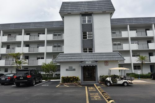 304-6020 Nw 44th St, Lauderhill, FL, 33319-4470 | Card Image