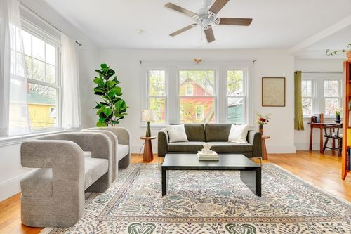 2-48 Crescent St, Cambridge, MA, 02138-1984 | Card Image