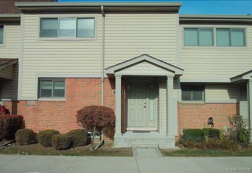 3733 Old Creek Rd, TROY, MI, 48084-1655 | Card Image