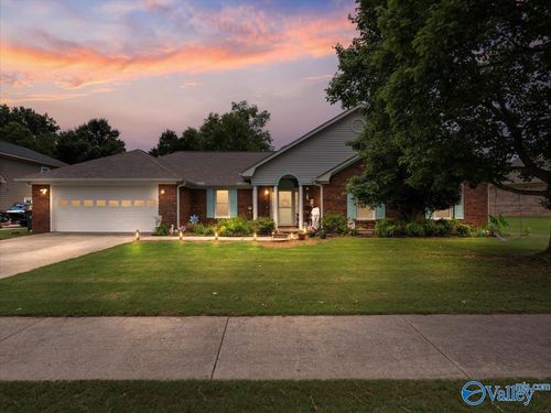 115 Antique Rose Dr, Madison, AL, 35758-7897 | Card Image