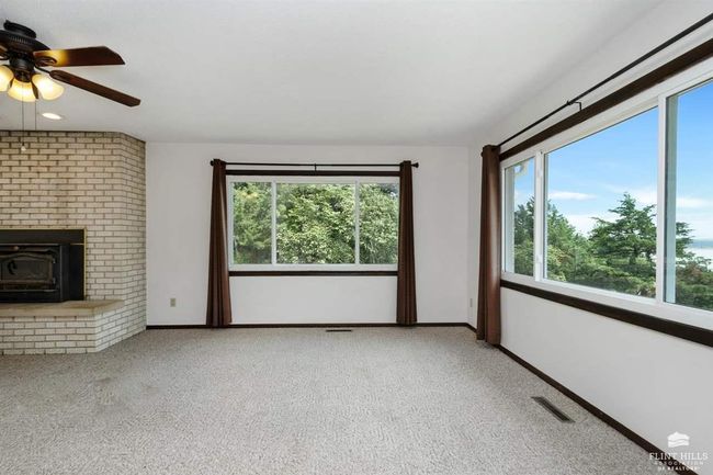 5921 Sharm Dr, House other with 3 bedrooms, 2 bathrooms and null parking in Manhattan KS | Image 9
