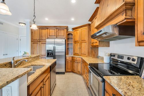 812-983 W 1055 N, Orem, UT, 84057-4717 | Card Image