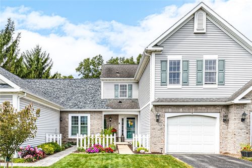 5 Foxe Cmns, Rochester, NY, 14624-4382 | Card Image
