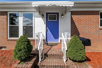 View of entrance to property | Image 3