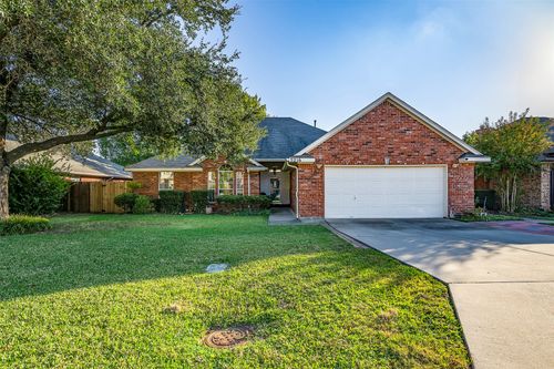 5216 Tartan Cir, Denton, TX, 76208-6401 | Card Image