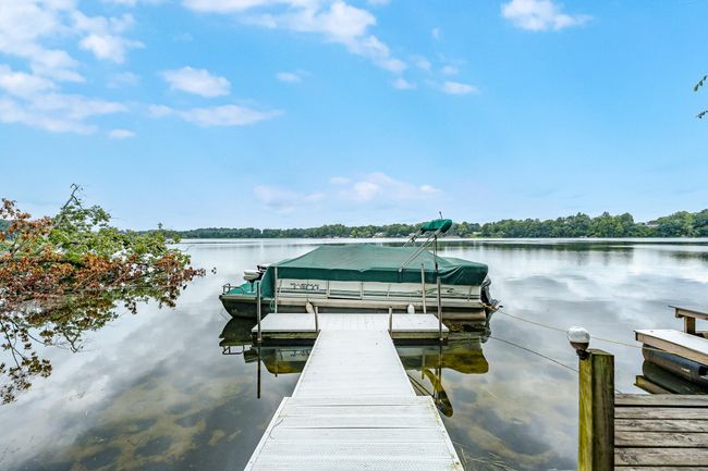 Dock included | Image 31