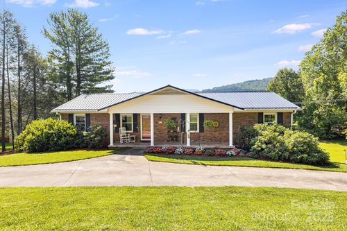 23 Sun Up Ln, Candler, NC, 28715-5205 | Card Image