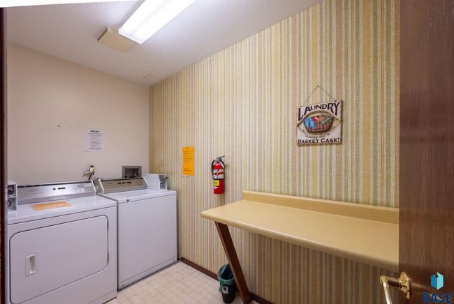 APT-201 - 3600 S Gateway Blvd, Condo with 2 bedrooms, 1 bathrooms and null parking in Sioux Falls SD | Image 19