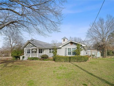 303 Summit Street, House other with 2 bedrooms, 1 bathrooms and null parking in Prairie Grove AR | Image 3