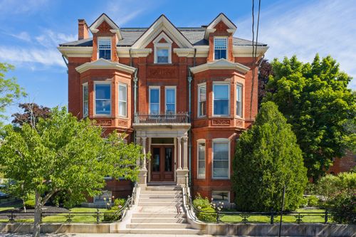 4-161 Pine St, Portland, ME, 04102-3554 | Card Image