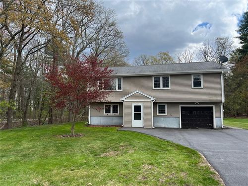 105 Summer Street, Blackstone, MA, 10504 | Card Image