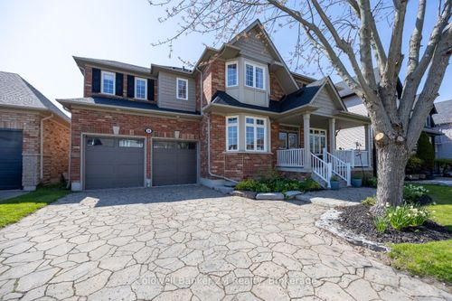 18 Corporal Patterson Lane, Clarington, ON, L1B0A7 | Card Image