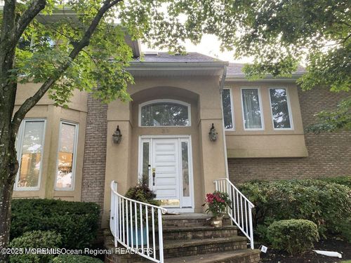 38 Boca Del Mar Ct, Holmdel, NJ, 07733-2522 | Card Image
