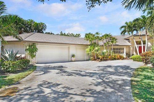 5711 Se Winged Foot Dr, Stuart, FL, 34997-8645 | Card Image