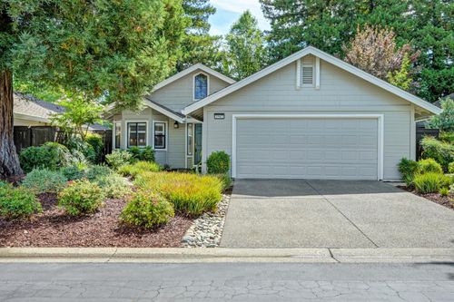1962 University Park Drive, Sacramento, CA, 95825 | Card Image