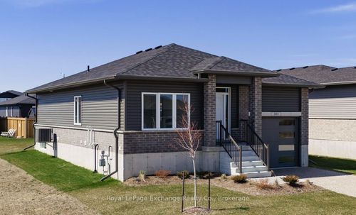 380 Hawthorne Street, Saugeen Shores, ON, N0H2C3 | Card Image