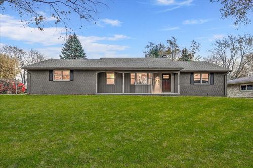 1564 S Windsor Dr, Saint Joseph, MI, 49085-8998 | Card Image