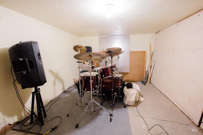 599 S Ada St, House other with 2 bedrooms, 1 bathrooms and 3 parking in Glenns Ferry ID | Image 25
