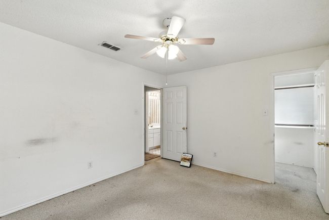 Upstairs secondary bedroom | Image 21