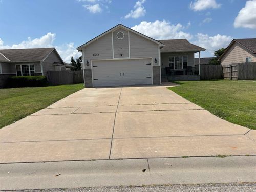 2633 E Fairchild St, Park City, KS, 67219-1580 | Card Image