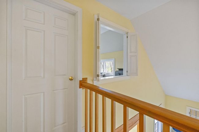 246 Windsor Rd, House other with 3 bedrooms, 3 bathrooms and null parking in Hillsborough NH | Image 39