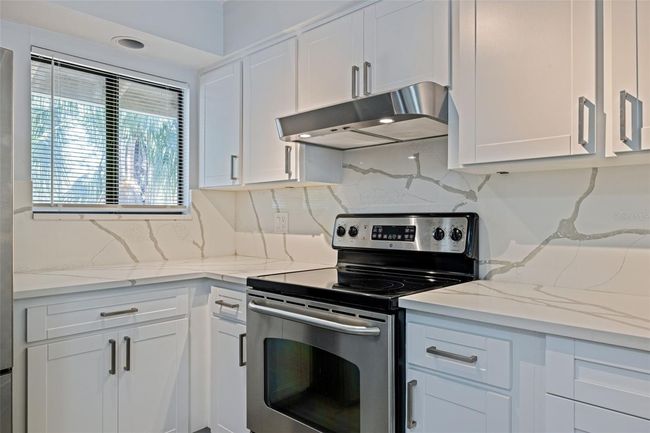 APT-3158 - 5020 Mill Pond Rd, Condo with 3 bedrooms, 3 bathrooms and null parking in WESLEY CHAPEL FL | Image 6