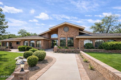 1020 E Caroline Ln, Tempe, AZ, 85284-3202 | Card Image