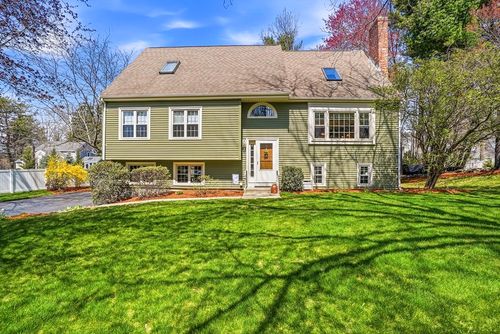 5 Okemo Ridge Rd, Sutton, MA, 01590-2955 | Card Image