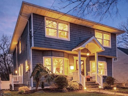 347 W Passaic Ave, Rutherford, NJ, 07070-1827 | Card Image