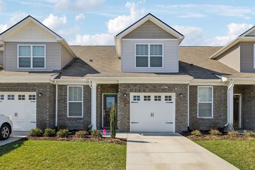 603 Birdie Dr, Spring Hill, TN, 37174-9801 | Card Image